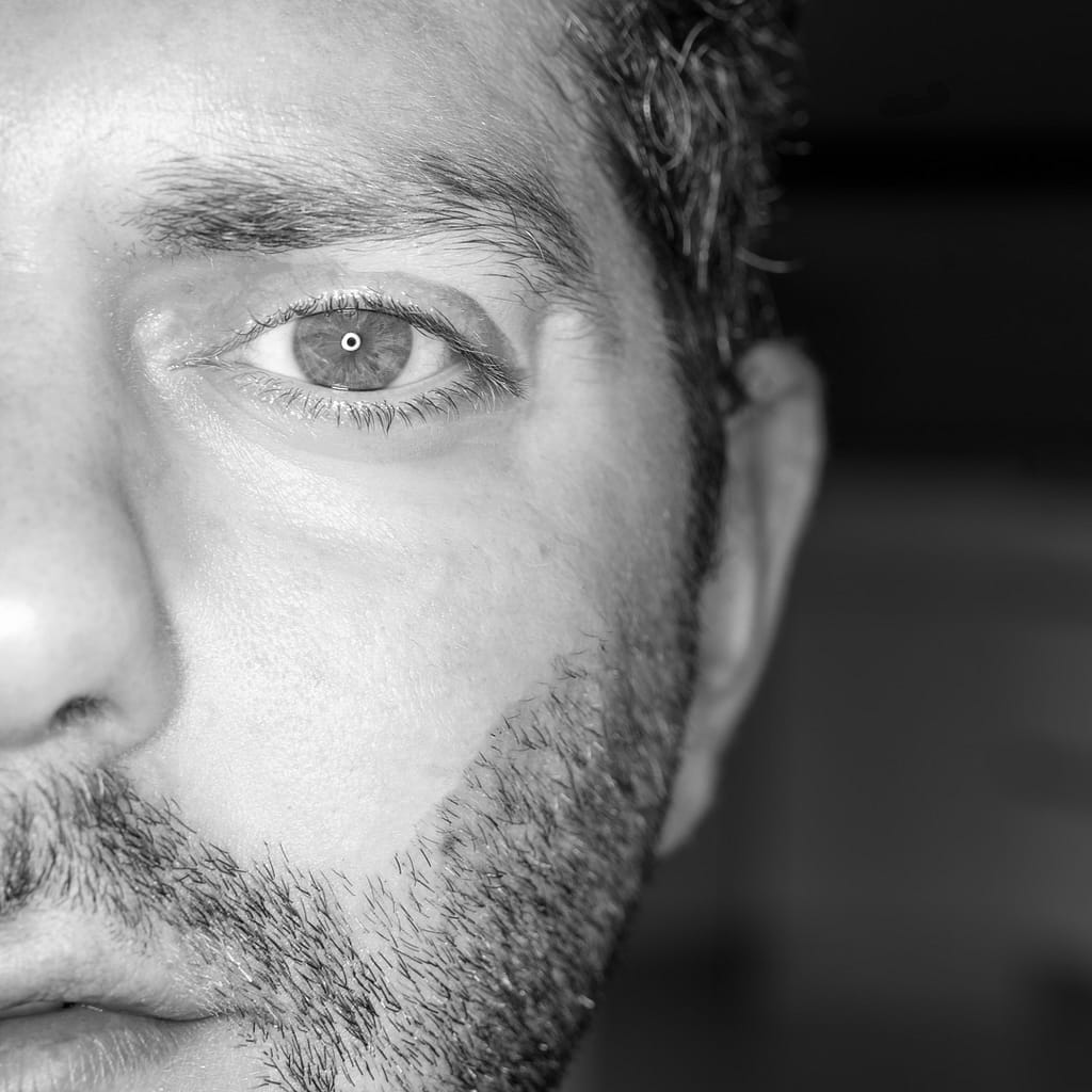 Theo Cohen, photographe professionnel, en autoportrait. Mon histoire